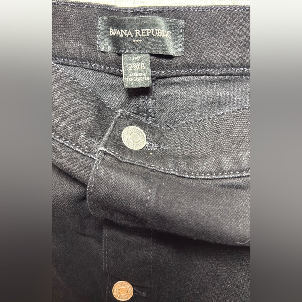 Banana Republic Black Midi Button Up Pencil Skirt Sz 8 - Picture 2 of 6